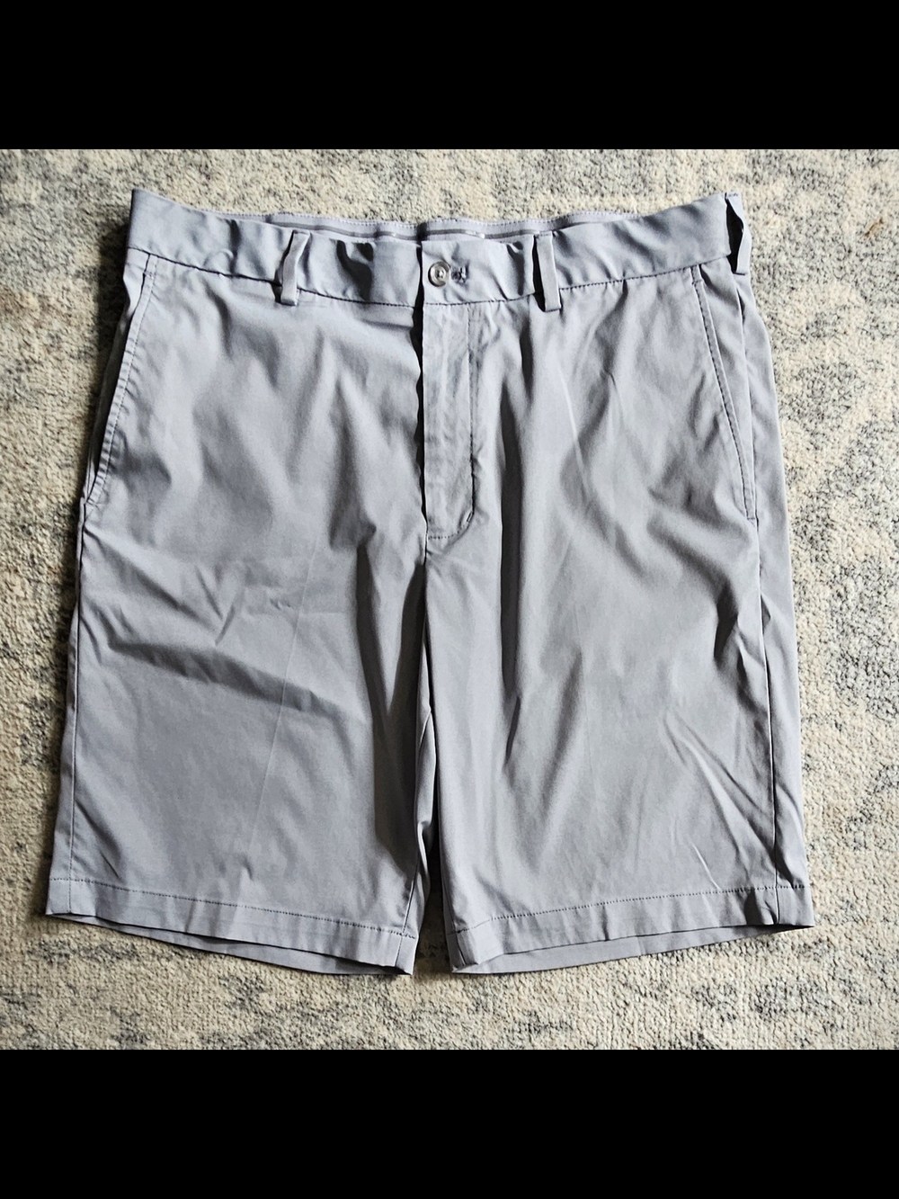 Walter Hagen Light Gray Flat-Front Performance Shorts